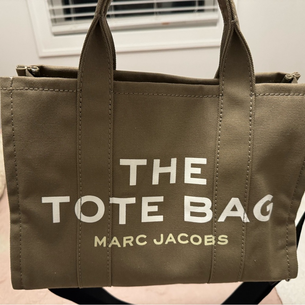 Marc Jacob the Tote Bag